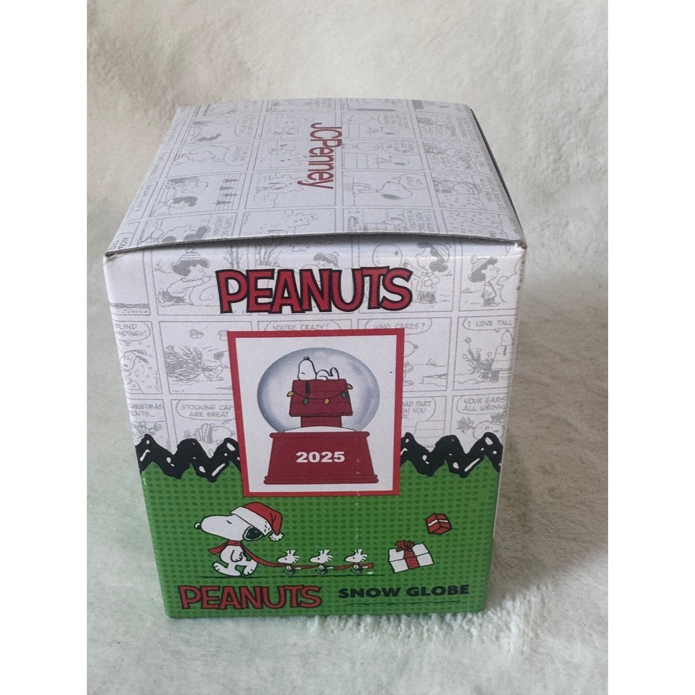 Peanuts Snoopy Snow Globe 2025 JCPenney Red Green New Box Damage Holiday Decor - Picture 4 of 6